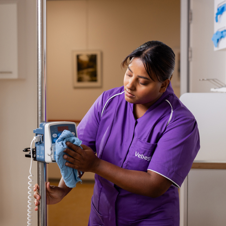 VZSNL Cleaning Medical Instruments